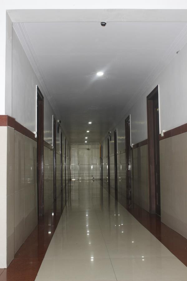 Hotel Chandra'S Визакхапатнам Екстериор снимка